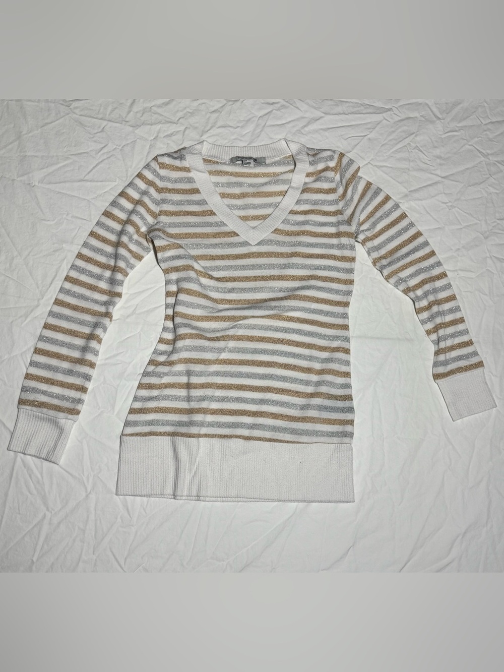 Forever 21 Striped V-Neck Waffle Knit Sweater White/Metallic Gold Women’s Size S